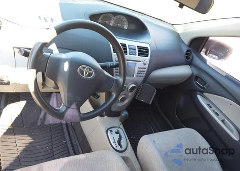 2007 Toyota Yaris из США, поврежденный, VIN JTDBT923571007042